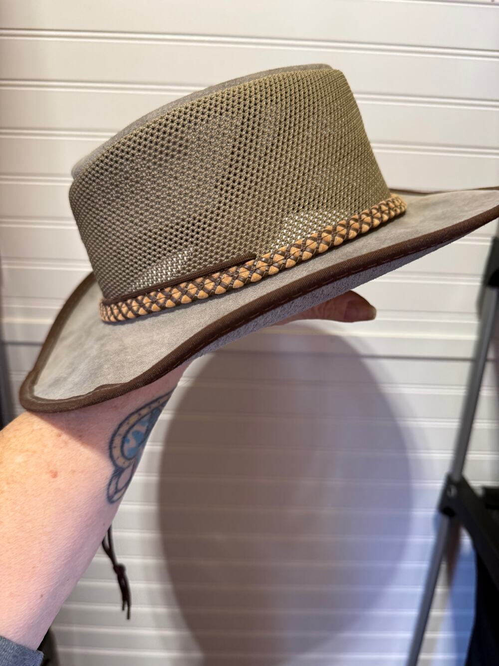 Head ‘N Home Hat in the Twister Style from the Vegas Collection Size L